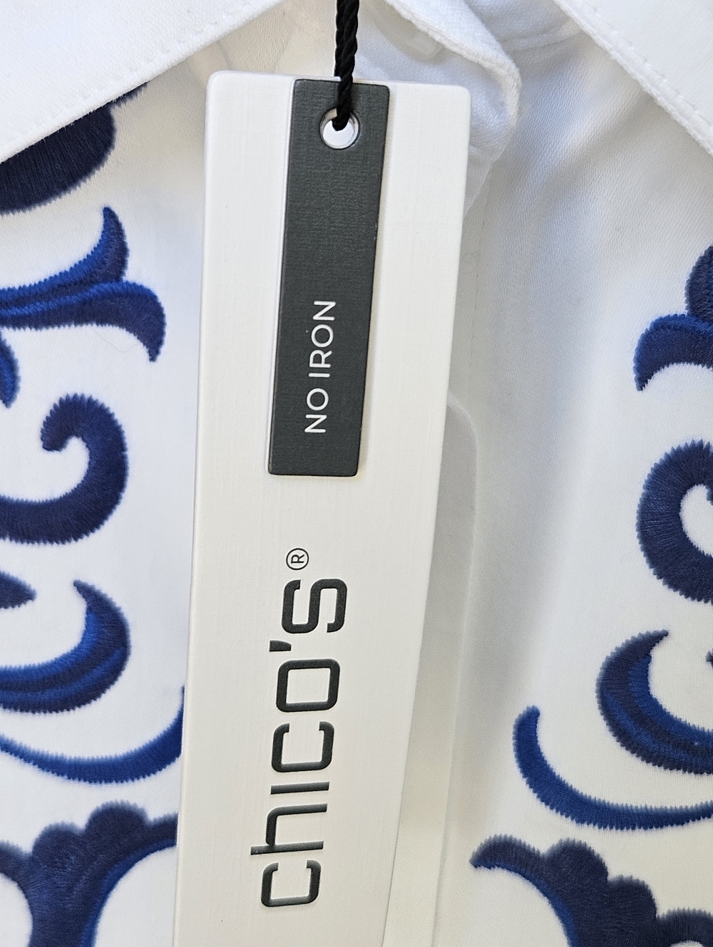 Chico's White Dress Shirt with Navy Blue Embroidered Flourish - Picture 6 of 7